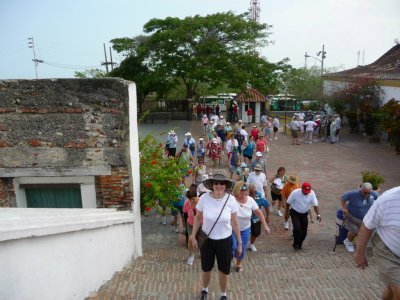 Walking Up the Hill to Convento de la Popa