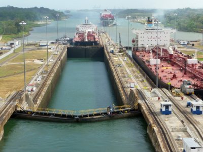 Water Level Differential Between 1st Set of Locks