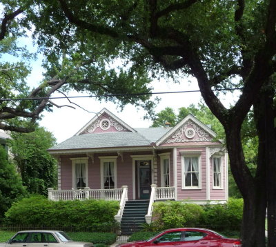 Scrollwork on Carrollton Ave.