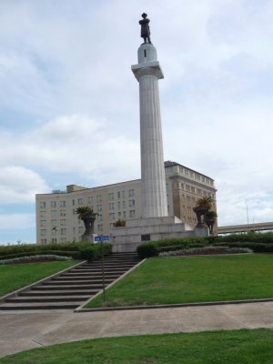 Lee Circle