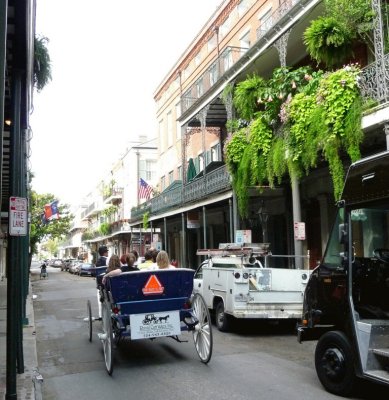 Chartres St.