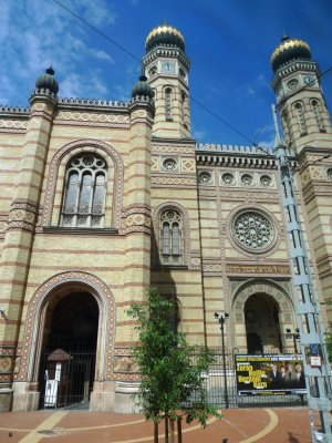 Dohany Street Synagogue (1854-59), Budapest