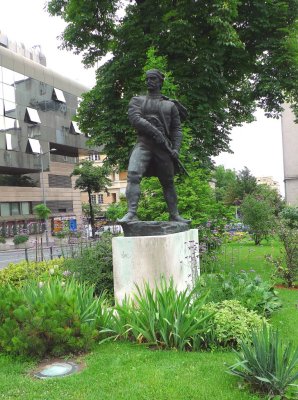 Pirate Statue in Belgrade