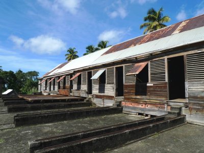 Drying Trays on Rails at 200-yr old Spice Estate