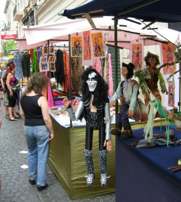 Gene Simmons Hanging Around San Telmo