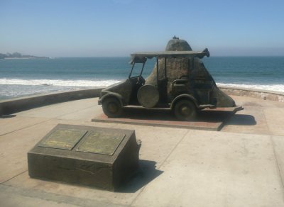 'Pulmonia' Statue on Boardwalk