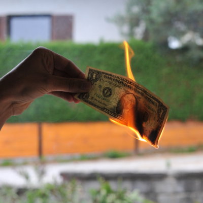 Dollar brennt 1299.jpg
