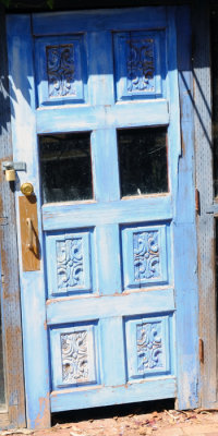 6321 Blue Door