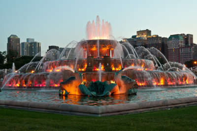 Buckingham Fountain At Night
