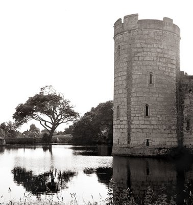 Bodiam Castle, England, 1973