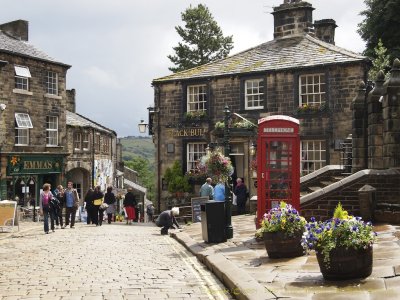 Street Scene - Harworth