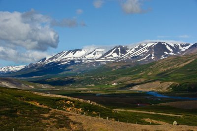 <B>Valley</B> <BR><FONT SIZE=2>Northern Iceland - July 2009</FONT>