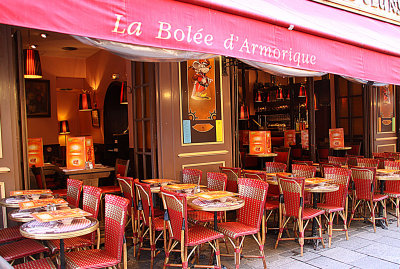 A typical French bar