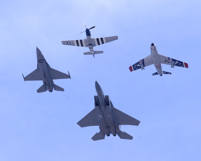 1Heritage flight2.jpg