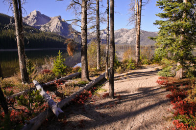 An inviting path along Stanley Lake