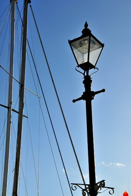 masts & lights