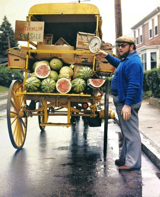  The wagon Peddler. Providence RI . Canon F1