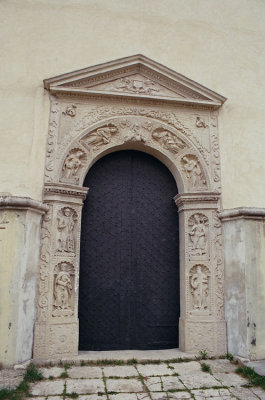 Zhovkva - Renaissance portal of St. Lawrence Church - The Door