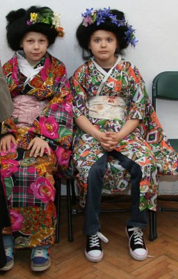 Young Ladies in kimono