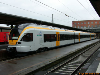 SH109401.JPG
