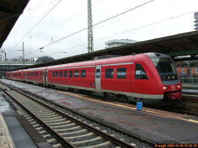 SH109405.JPG
