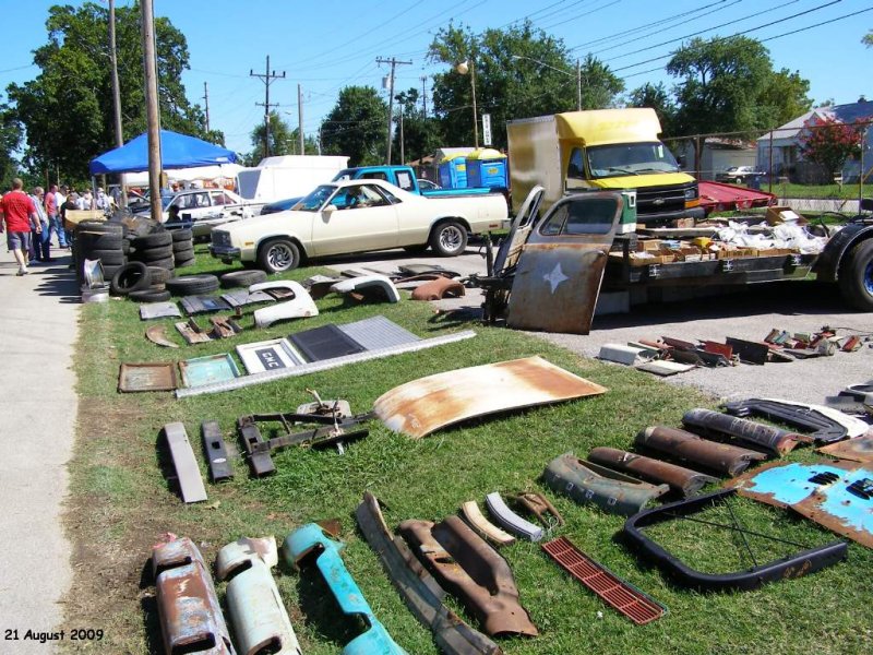 Swap Meet 002.jpg