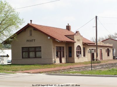 Pratt KS Depot 001.jpg