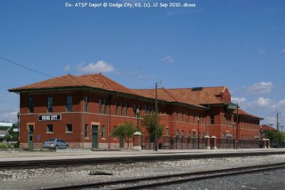 ATSF Depot  Dodge City KS_001.jpg