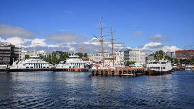 Rdhusbrygga, Oslo