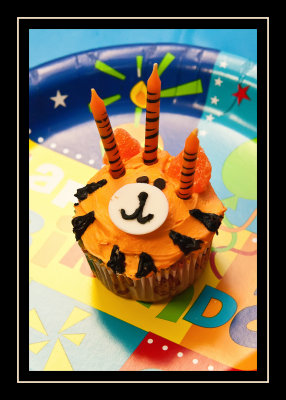 Norah's tiger cupcake