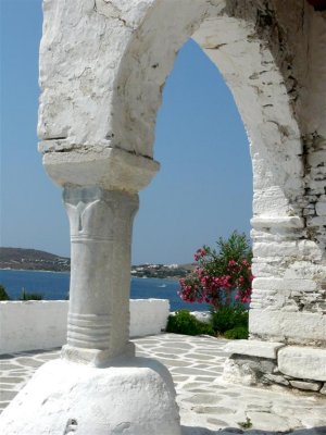 526 Paros.jpg