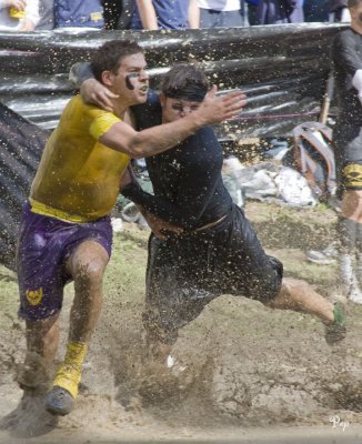 Oct. 7, 2008 - Muddy clash