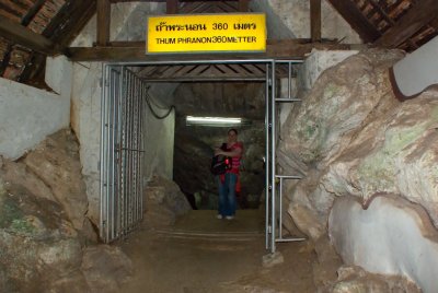 Tham Phra Nawn and Tham Seua Caves