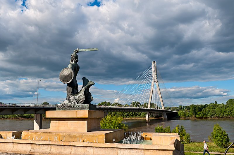 Mermaid And The Bridge