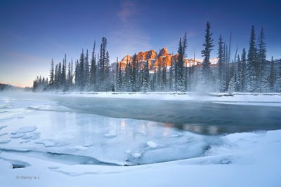 CastleMt_in_Winter.jpg