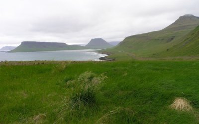 looking back to Kirkjufell