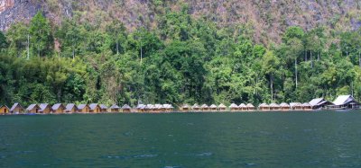 bungalows on the lake