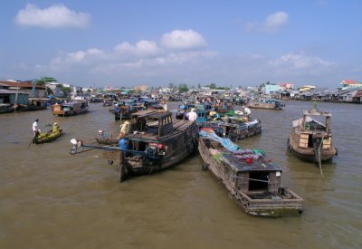Cai Rang Floating Market scene_2