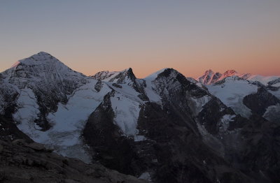 erstes Morgenlicht am Groglockner