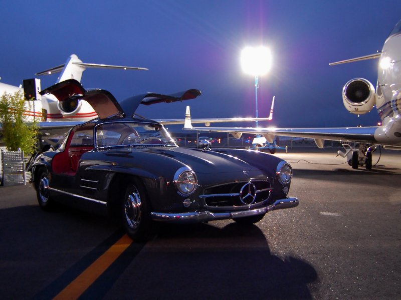 Mercedes 300SL Gullwing Monterey Jet Center
