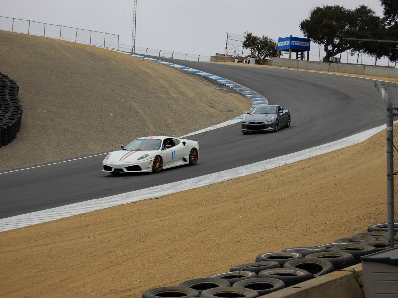 Ferrari F430 Scuderia vs Nissan GTR (Italy vs Japan)