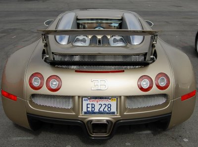 Bugatti Veyron gold with cream