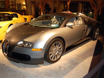 Bugatti Veyron metallic grey with silver
