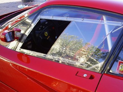 Ferrari F40 GT Berlinetta Momo steering wheel