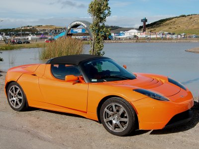 Tesla fully EV electric sportscar zero emmissions