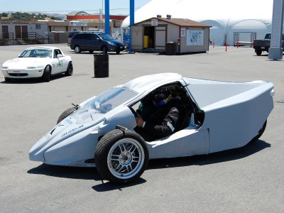 Fully electric Maxim 3-wheeler EV zero emmissions