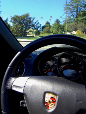 Porsche idling in Beverly Hills