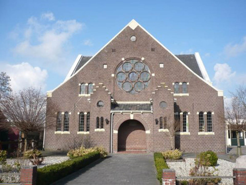 Lutjegast, geref kerk [004], 2008.jpg