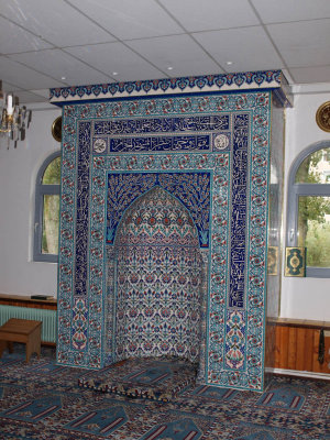 Alkmaar, moskee Turks interieur 3, 2008.jpg
