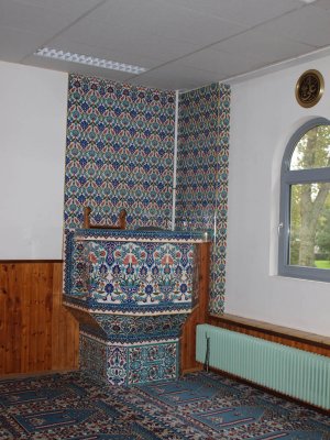Alkmaar, moskee Turks interieur 4, 2008.jpg